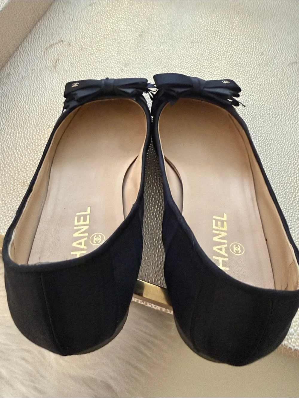 CHANEL Black Ribbon Bow Ballet Flats size 40 2007